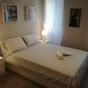  Apartamento Metro Stazione Centrale / Repubblica